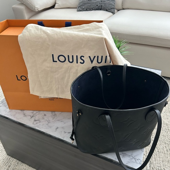 Louis Vitton Neverfull MM Black - Picture 4 of 6